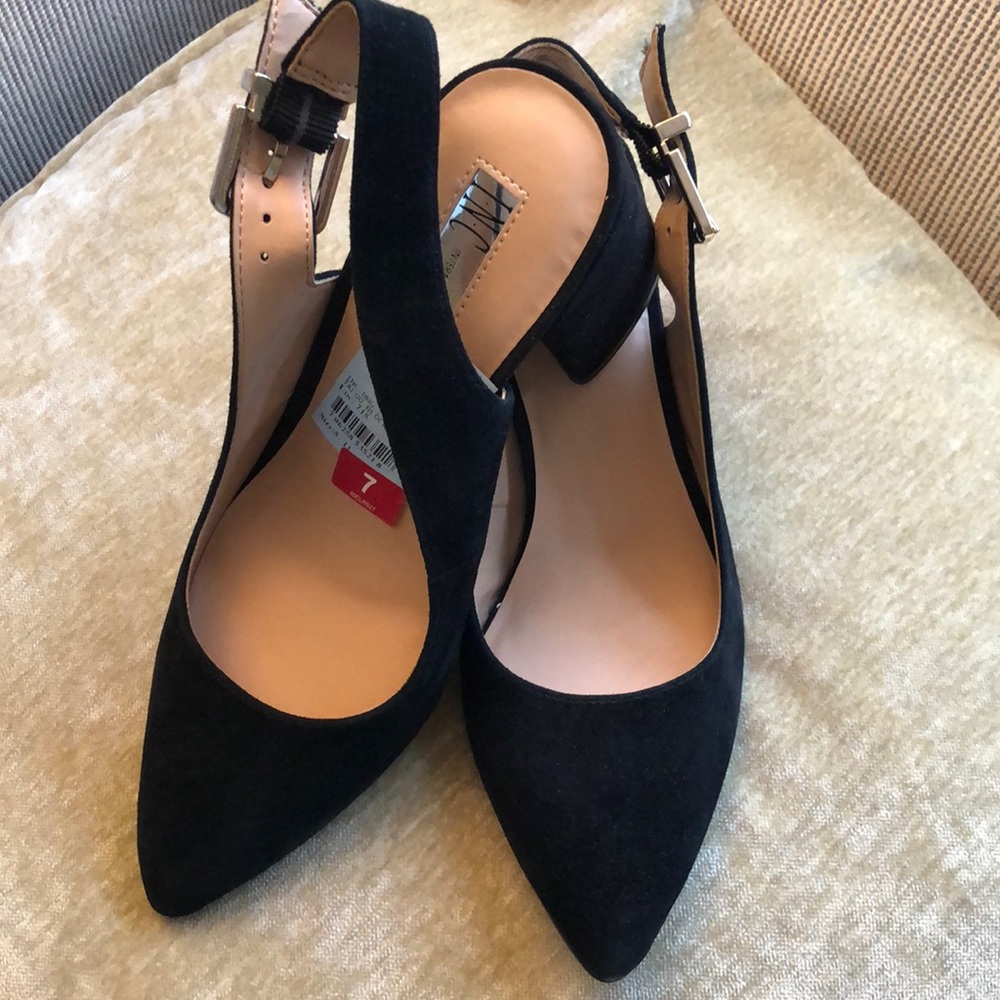 I.N.C Black pumps